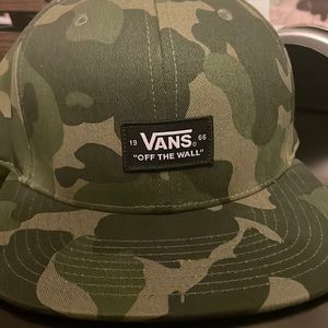 Vans camo baseball hat